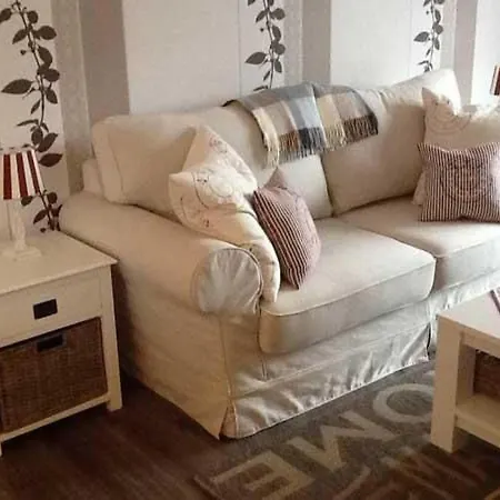 Hoeller By Interhome